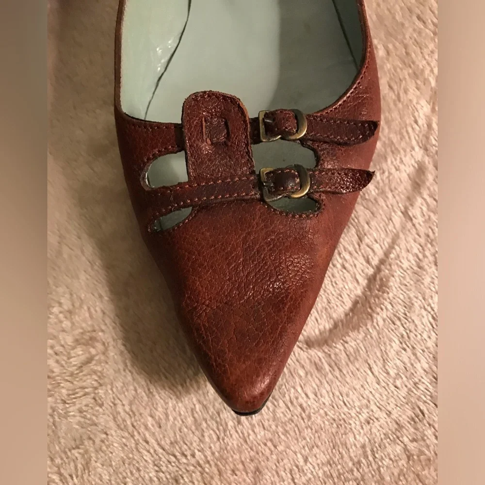 Sigerson Morrison Brown Pointed Toe Leather Flats
